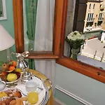 Hotel Arlecchino 3*