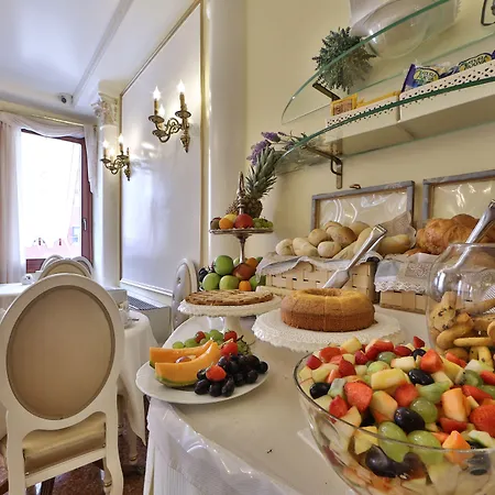 Arlecchino Hotel 3*
