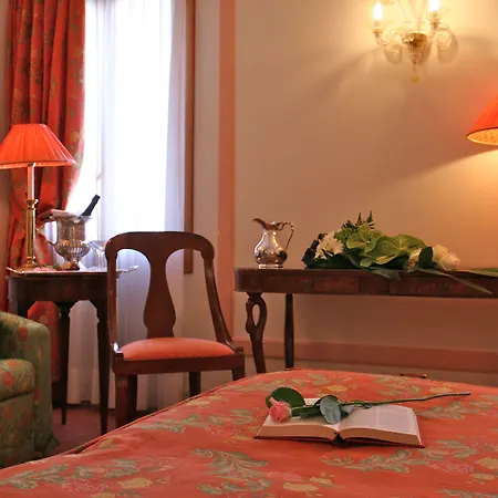 Arlecchino Hotel 3*
