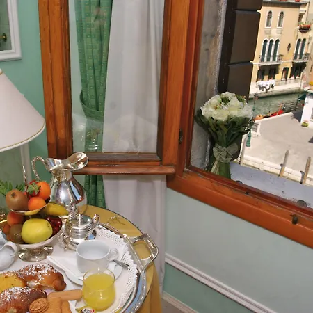 Hotel Arlecchino 3*
