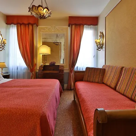 Arlecchino Hotel