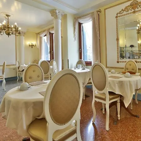 Arlecchino Hotel Venedig
