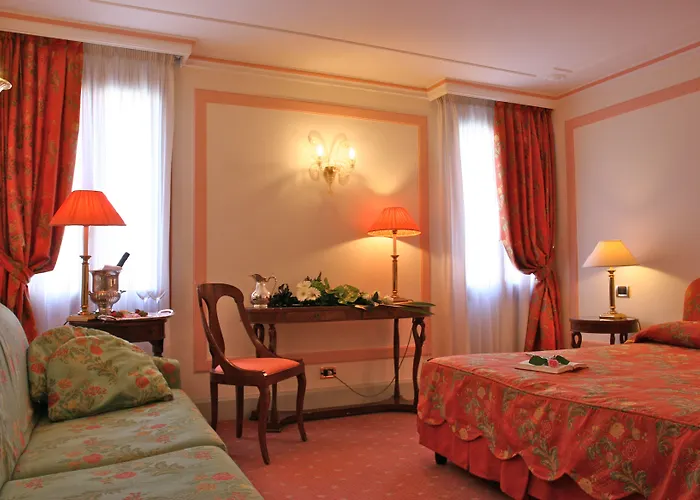Arlecchino Hotel 3*