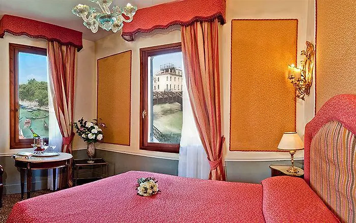 Hotel Arlecchino Venedig