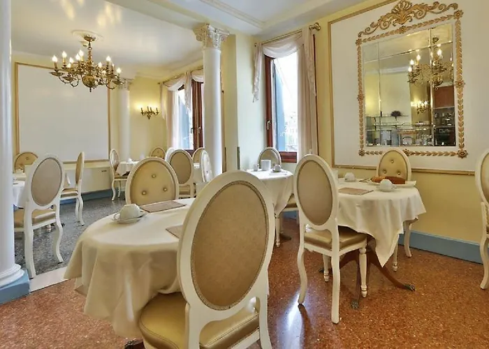 Arlecchino Hotel Venedig