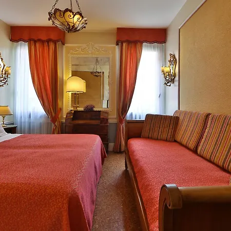 阿莱基诺酒店 3* 威尼斯