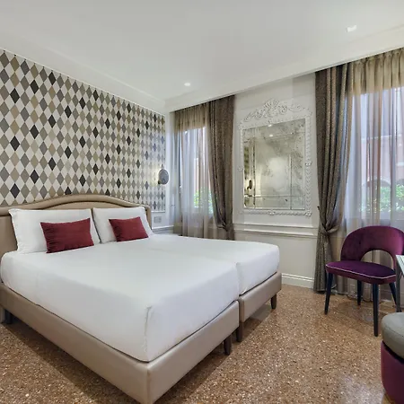 Arlecchino Otel