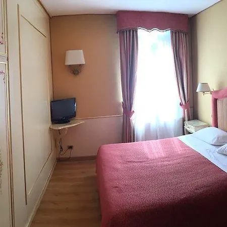 酒店 阿莱基诺酒店