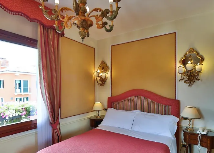 Hotel Arlecchino 3*